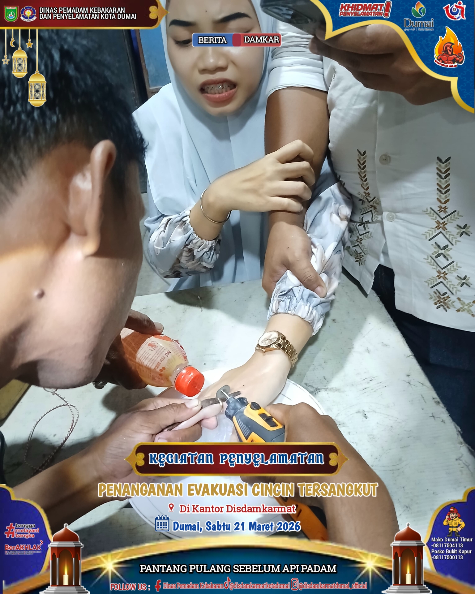 Evakuasi Cincin Tersangkut